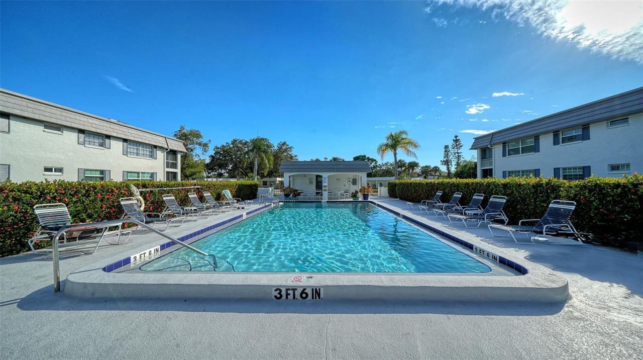 1701 Southwood Street, Unit 1701, Sarasota, FL 34231 Photo
