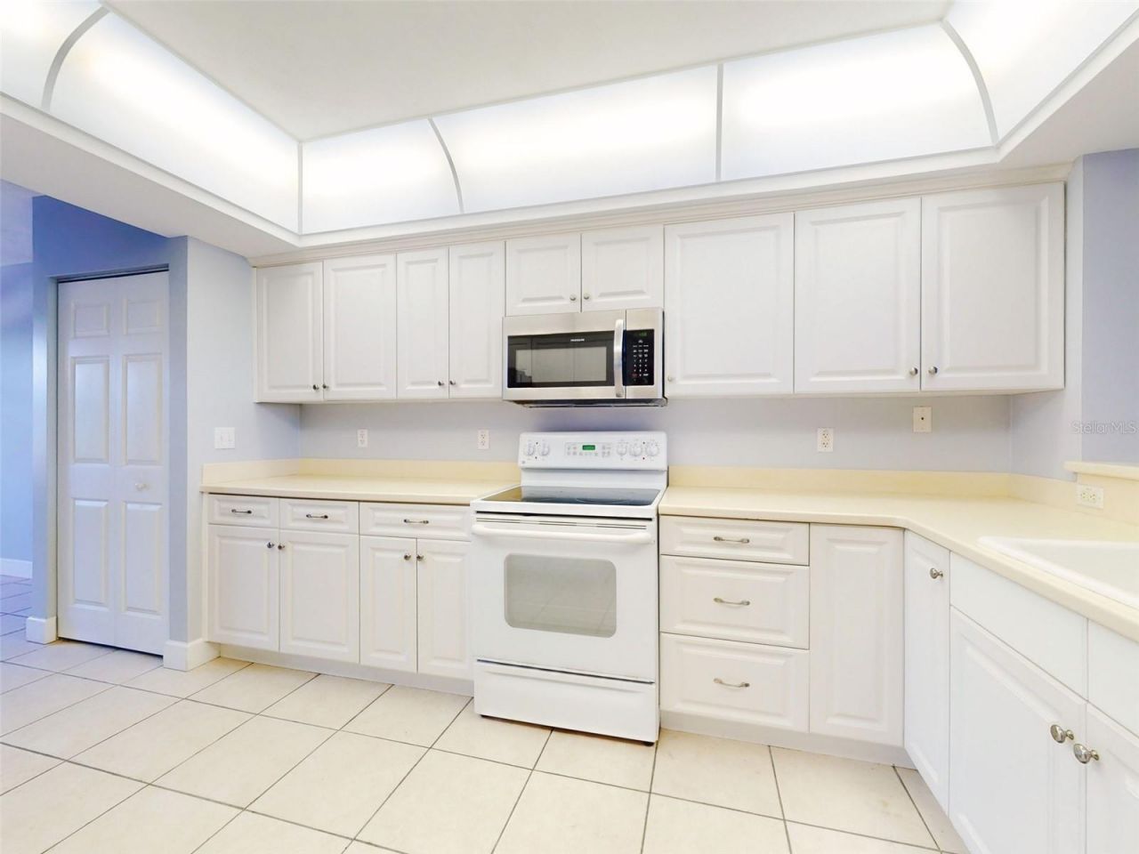 430 Bouchelle Drive, Unit 202, New Smyrna Beach, FL 32169 Photo