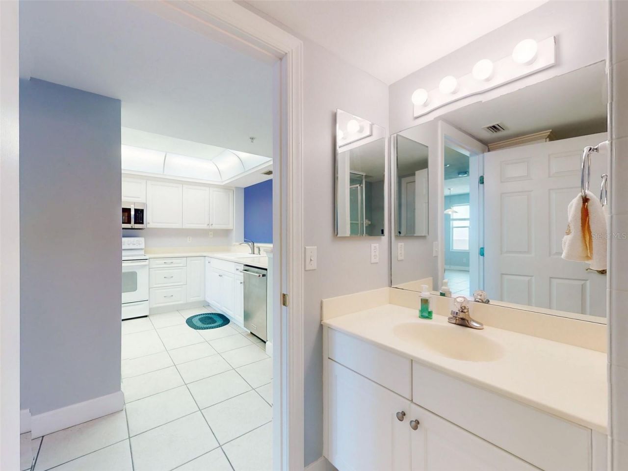 430 Bouchelle Drive, Unit 202, New Smyrna Beach, FL 32169 Photo