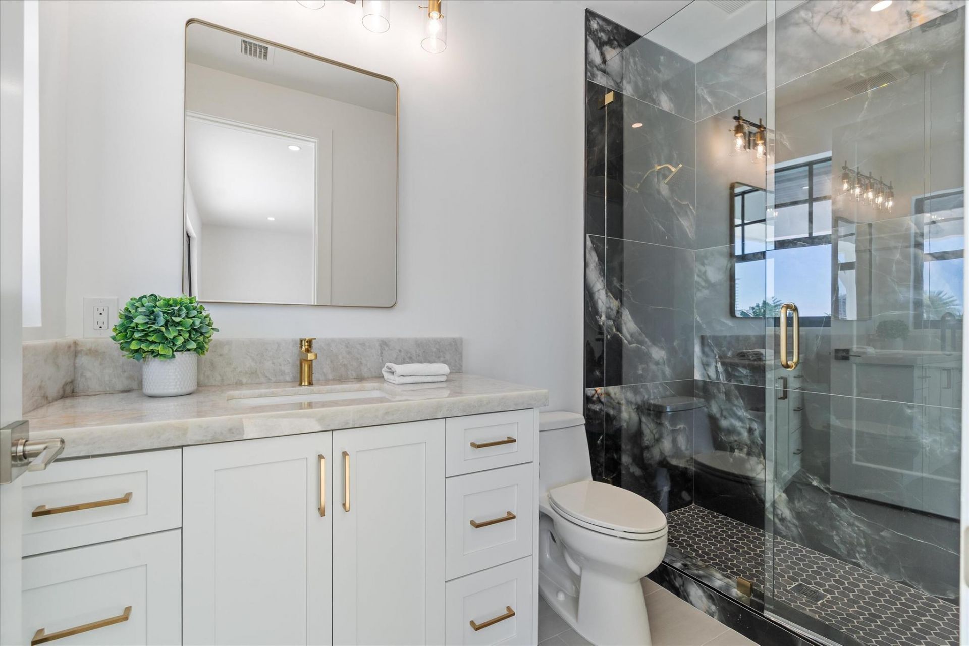 1211 Gulfstream Way, Singer Island, FL 33404 Photo