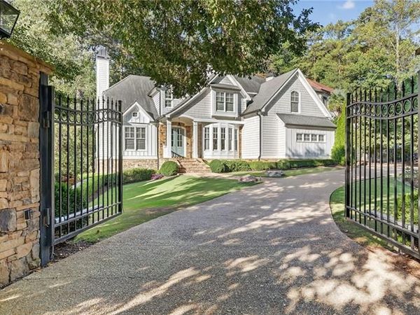 3100 Rhodenhaven Drive NW, Atlanta, GA 30327