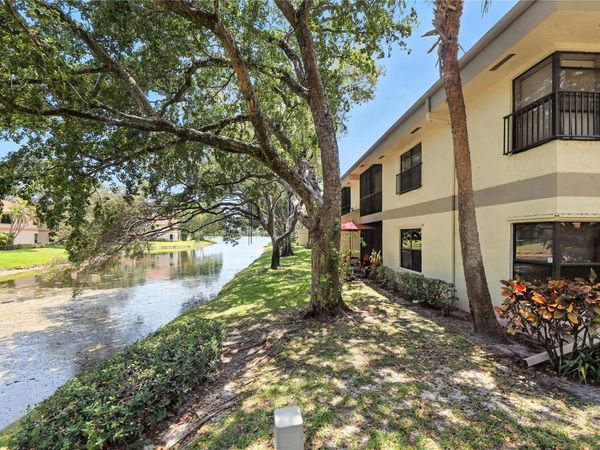 2881 Carambola Circle S, Unit 2072, Coconut Creek, FL 33066