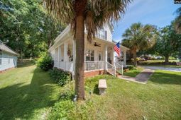 108 Red Barn Road photo 4