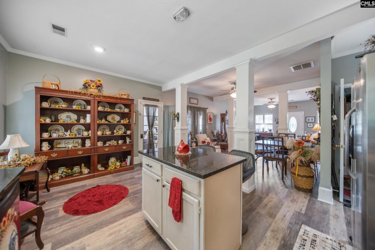 108 Red Barn Road Photo 7