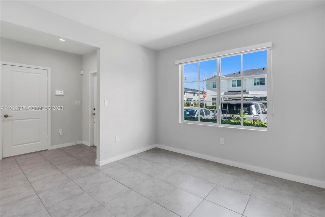 436 NW 11th Ave, Florida City, FL 33034 Photo