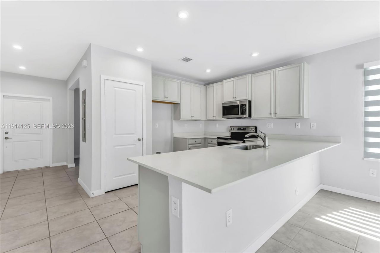436 NW 11th Ave, Florida City, FL 33034 Photo