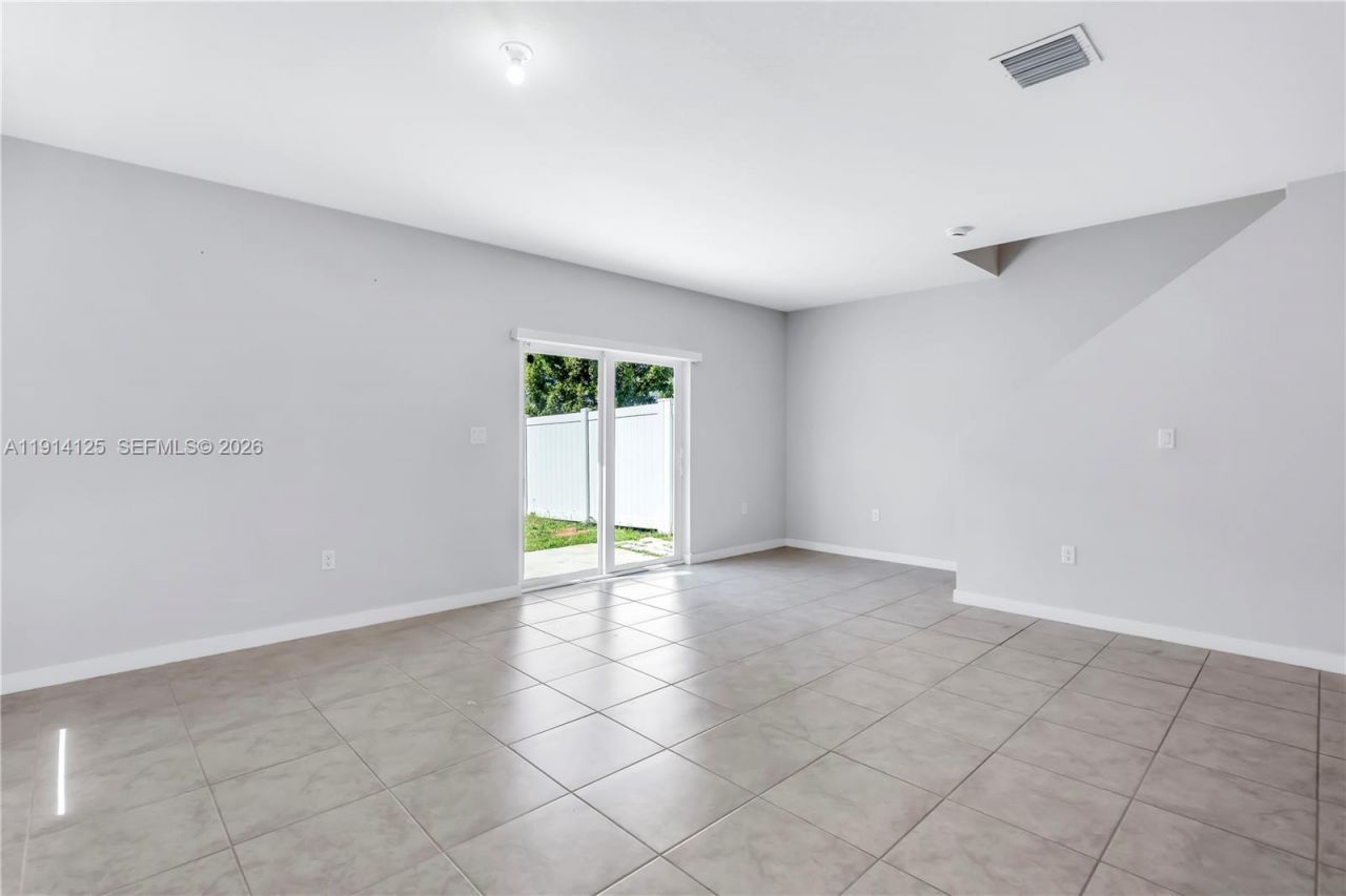 436 NW 11th Ave, Florida City, FL 33034 Photo