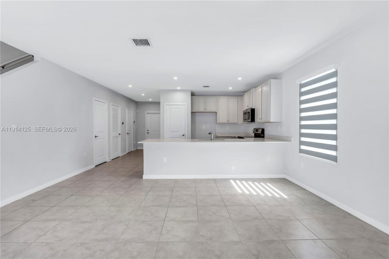 436 NW 11th Ave, Florida City, FL 33034 Photo