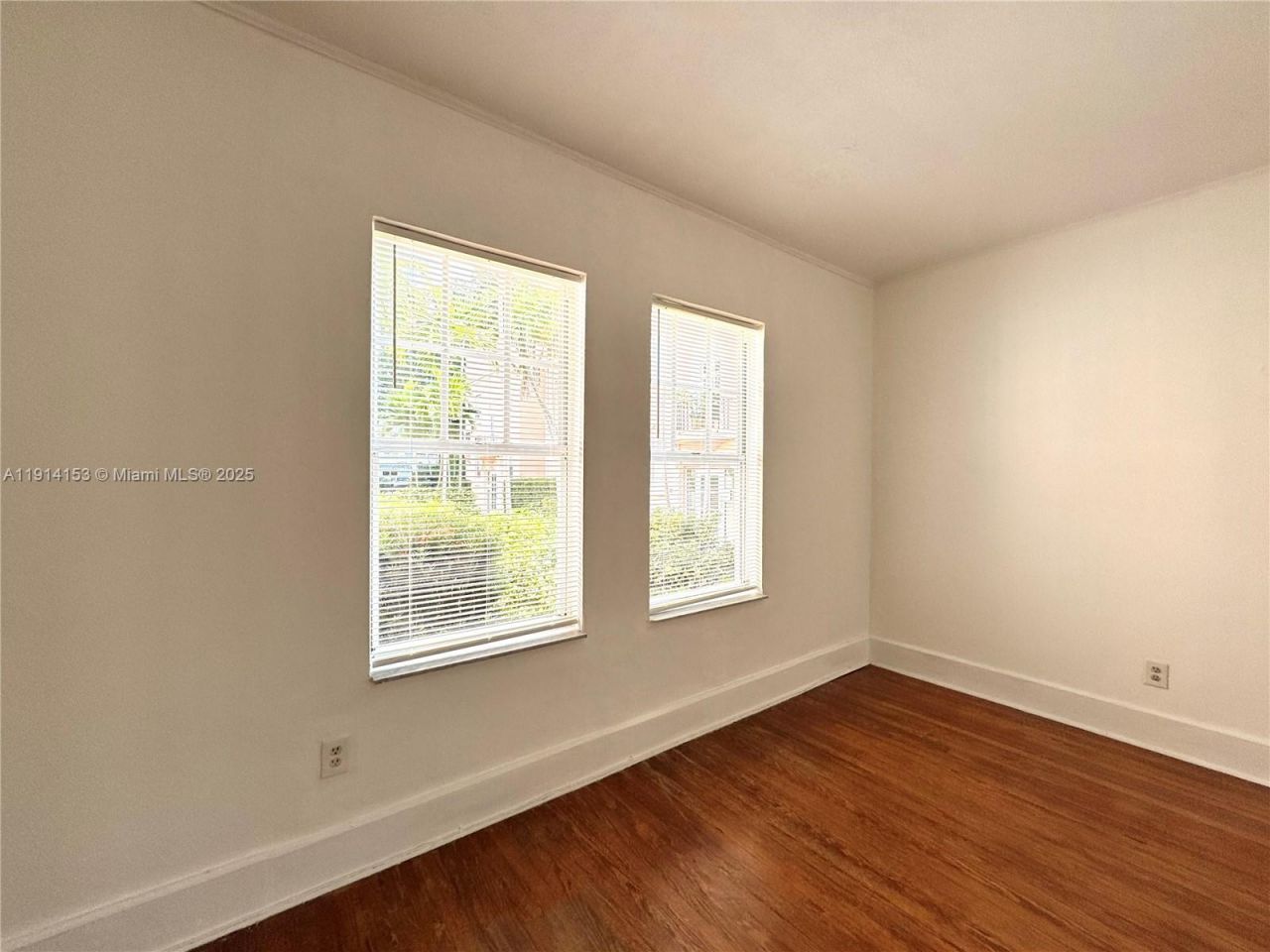 756 Meridian Ave, Unit 9, Miami Beach, FL 33139 Photo