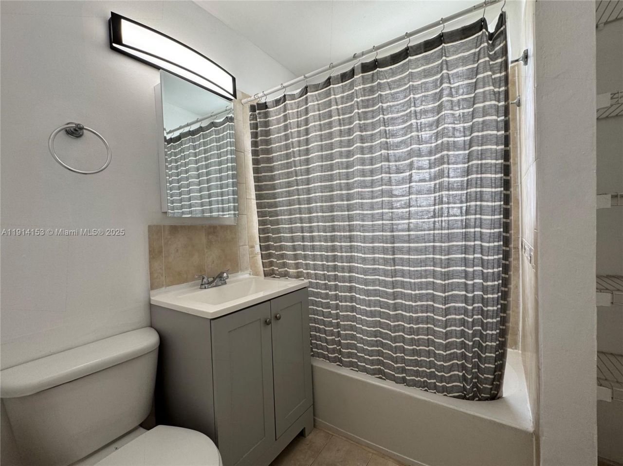 756 Meridian Ave, Unit 9, Miami Beach, FL 33139 Photo