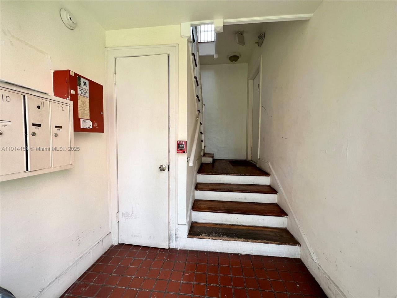 756 Meridian Ave, Unit 9, Miami Beach, FL 33139 Photo