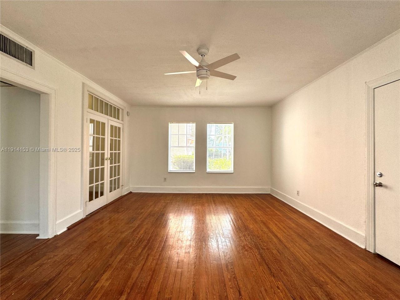 756 Meridian Ave, Unit 9, Miami Beach, FL 33139 Photo