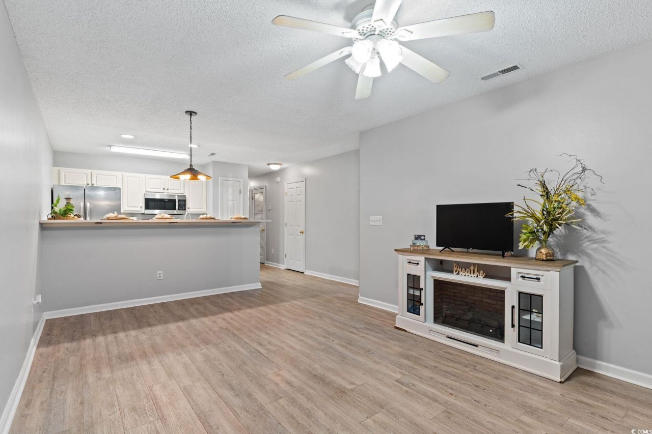 4506 W Harbour Ct. Photo 9