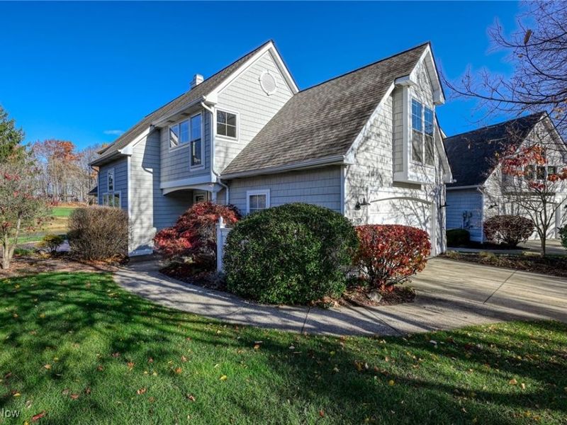 2975 Waterford Drive, Twinsburg, OH 44087 Photo 1