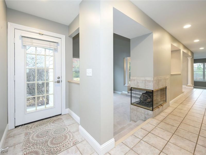 2975 Waterford Drive, Twinsburg, OH 44087 Photo 4