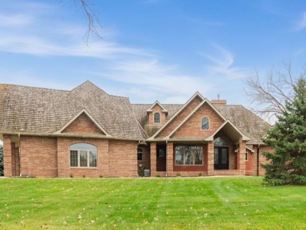 942 Spyglass Circle, Dakota Dunes, SD 57049