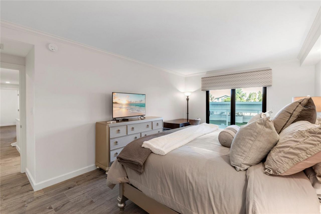 1000 Longboat Club Road, Unit 204, Longboat Key, FL 34228 Photo