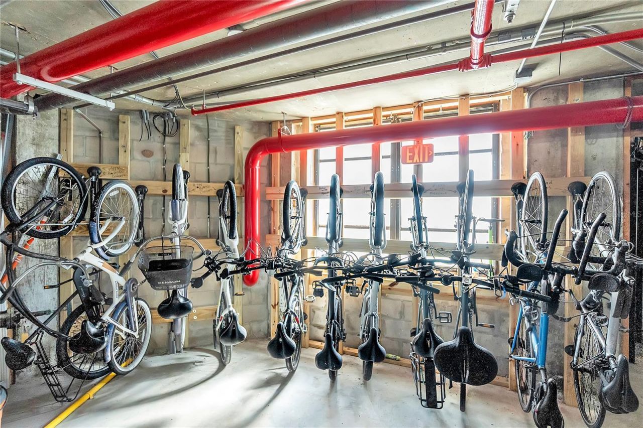 1000 Longboat Club Road, Unit 204, Longboat Key, FL 34228 Photo