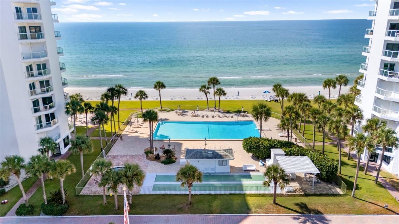 1000 Longboat Club Road, Unit 204, Longboat Key, FL 34228 Photo