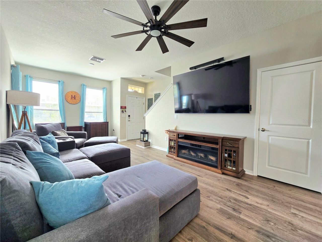 6334 Fairmont Lane, Palmetto, FL 34221 Photo