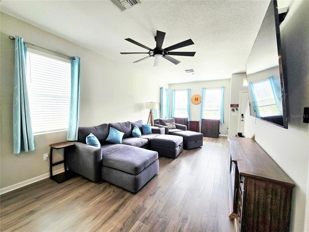 6334 Fairmont Lane, Palmetto, FL 34221 Photo