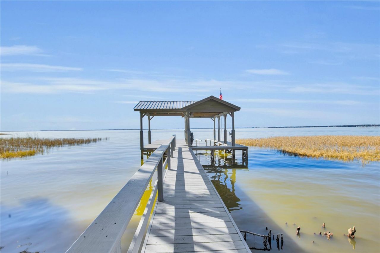 801 Lakeshore Drive, Eustis, FL 32726 Photo