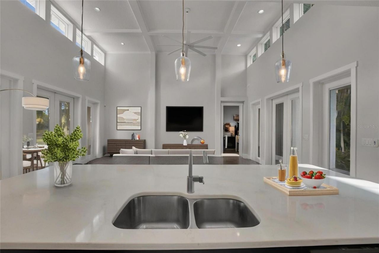 801 Lakeshore Drive, Eustis, FL 32726 Photo