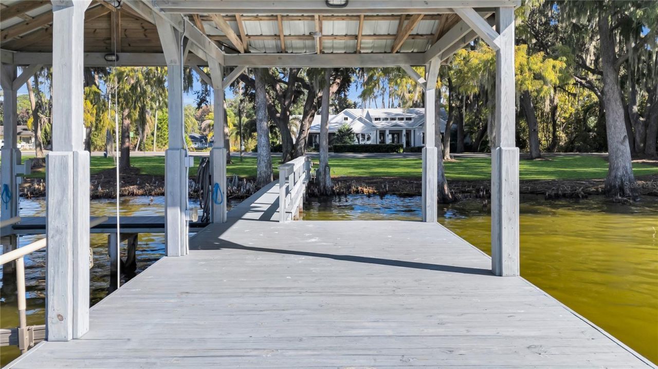 801 Lakeshore Drive, Eustis, FL 32726 Photo