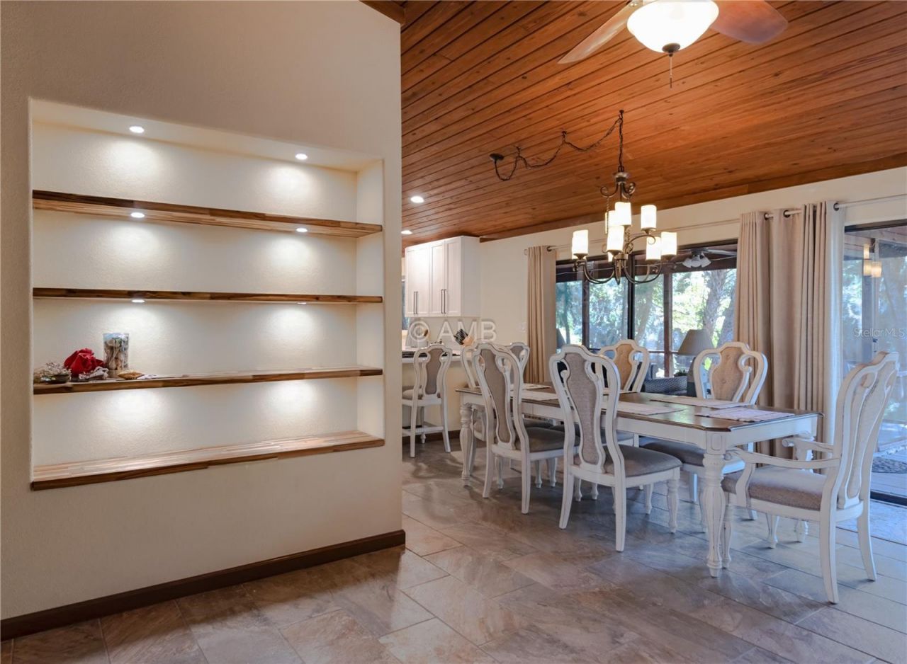 82 Young Drive, Inglis, FL 34449 Photo