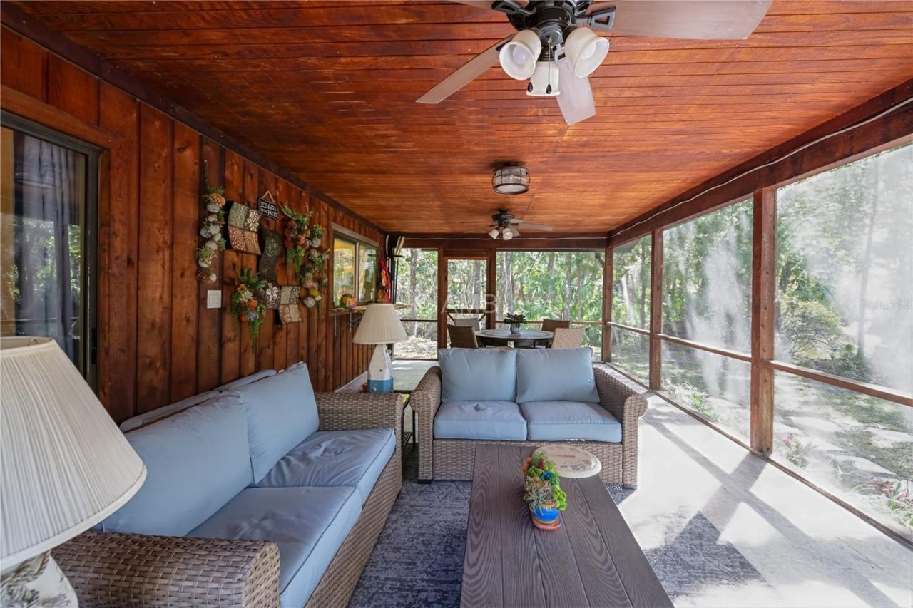 82 Young Drive, Inglis, FL 34449 Photo