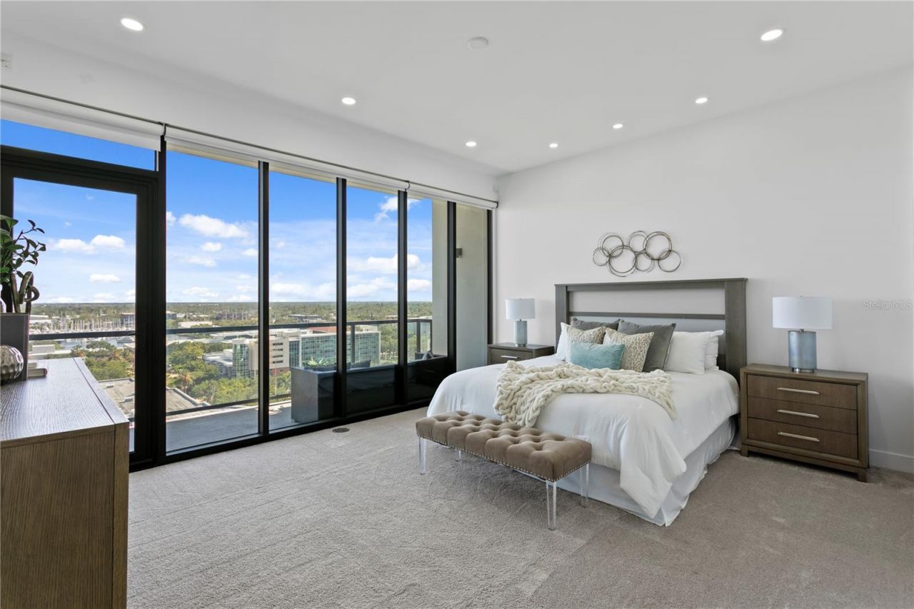 199 Dali Boulevard, Unit PH-2, Saint Petersburg, FL 33701 Photo