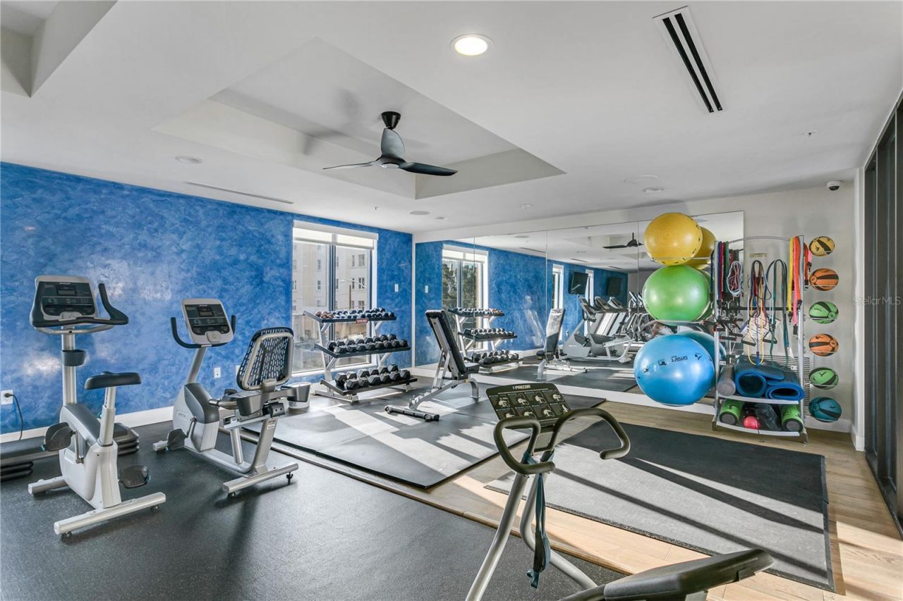 199 Dali Boulevard, Unit PH-2, Saint Petersburg, FL 33701 Photo