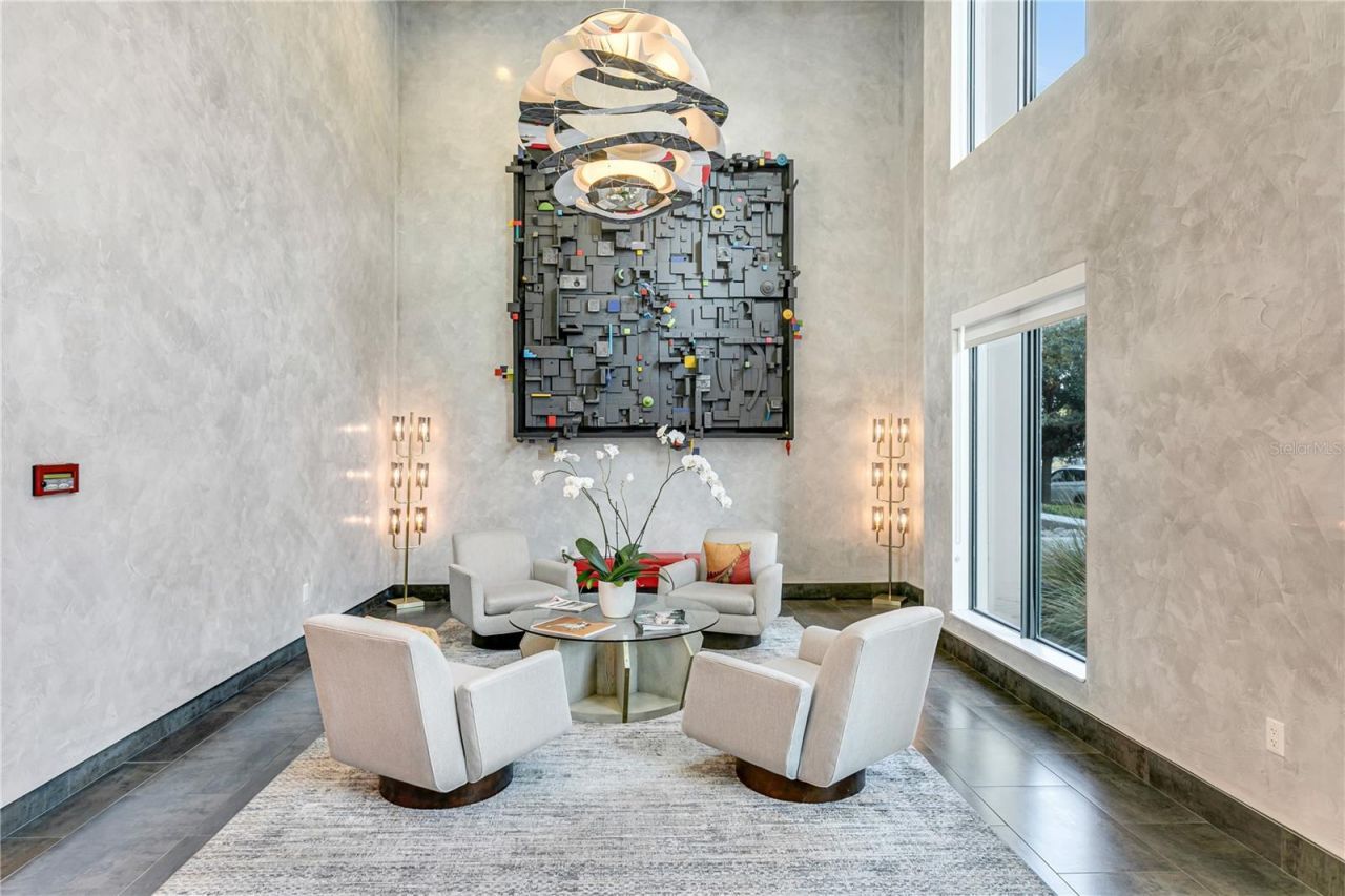 199 Dali Boulevard, Unit PH-2, Saint Petersburg, FL 33701 Photo