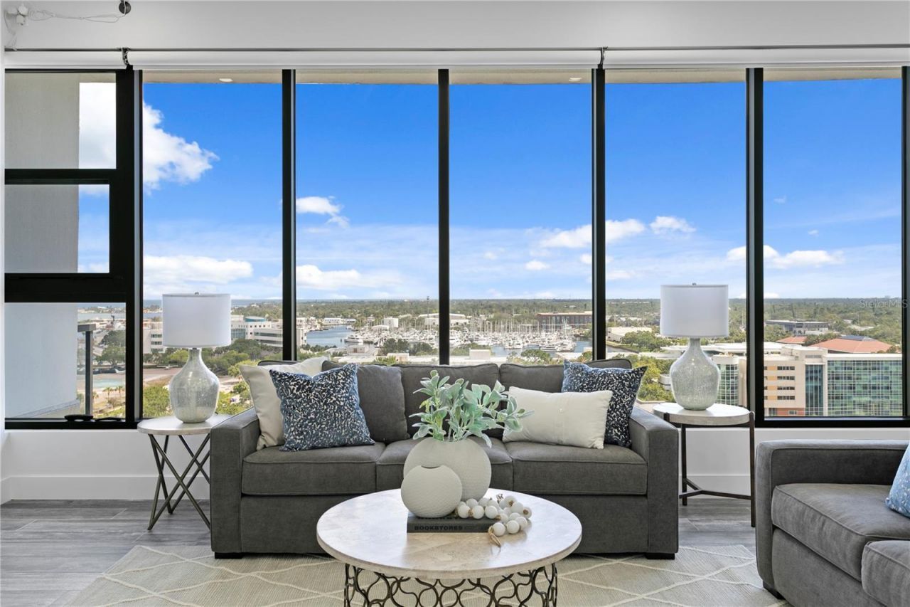 199 Dali Boulevard, Unit PH-2, Saint Petersburg, FL 33701 Photo