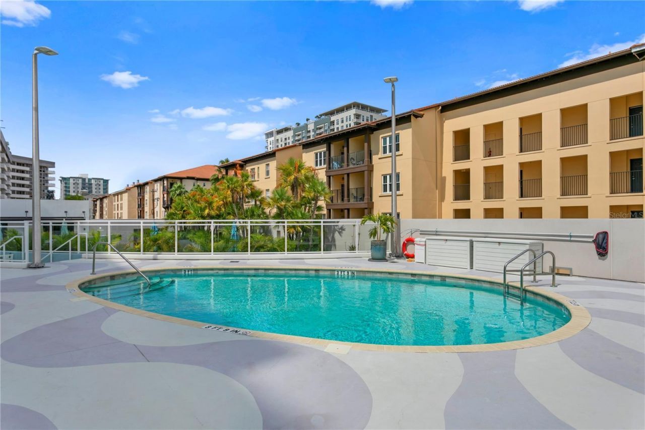 199 Dali Boulevard, Unit PH-2, Saint Petersburg, FL 33701 Photo