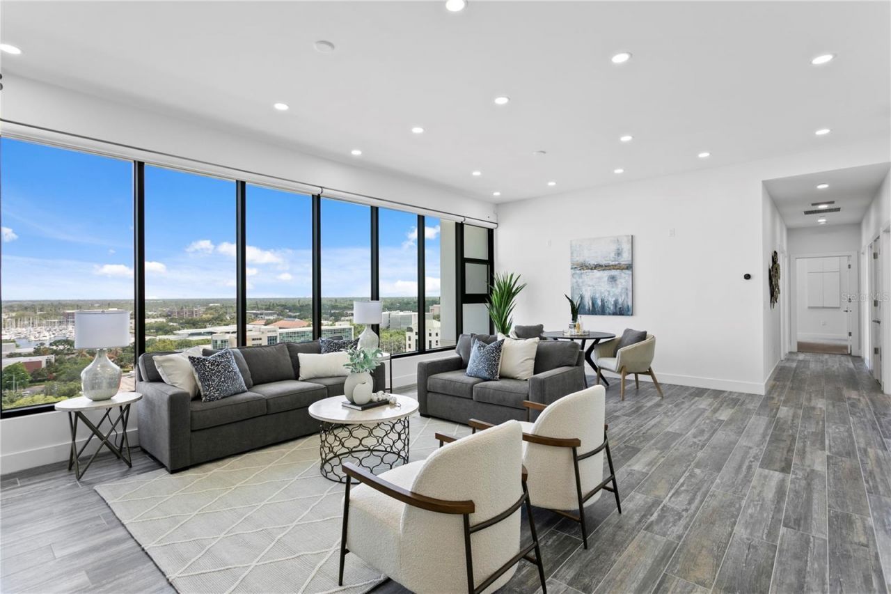 199 Dali Boulevard, Unit PH-2, Saint Petersburg, FL 33701 Photo