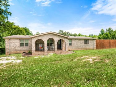 861 Black Oak Rd., Williamsburg, KY 40769