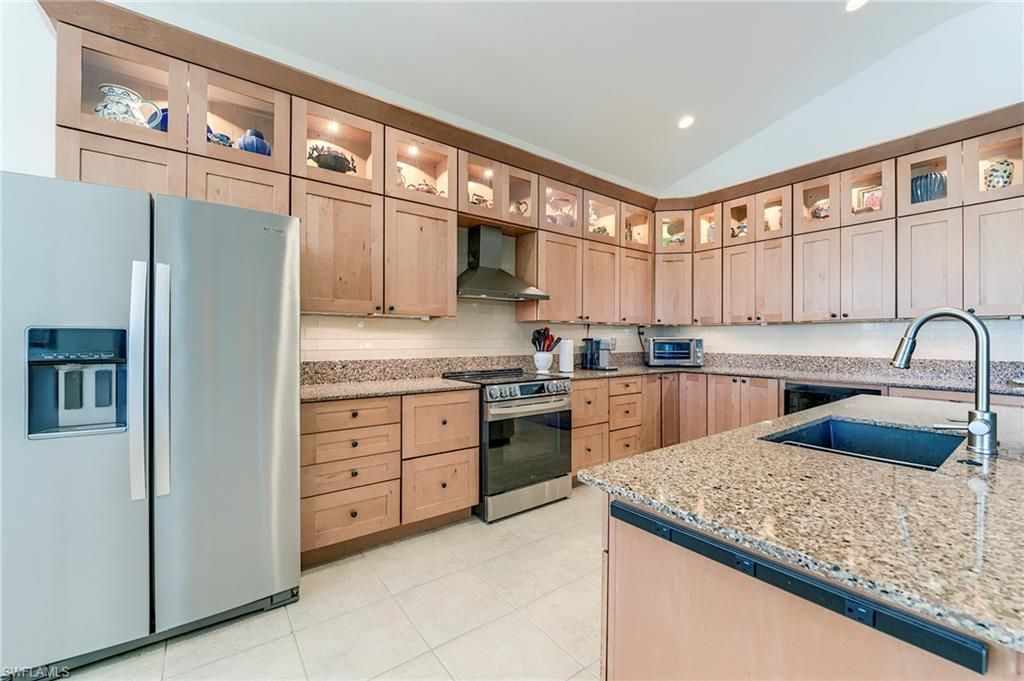 3806 Lakeview Isle Ct, Fort Myers, FL 33905 Photo
