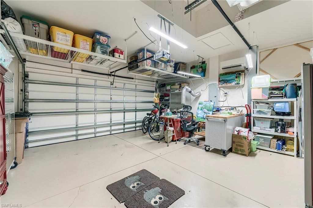 3806 Lakeview Isle Ct, Fort Myers, FL 33905 Photo
