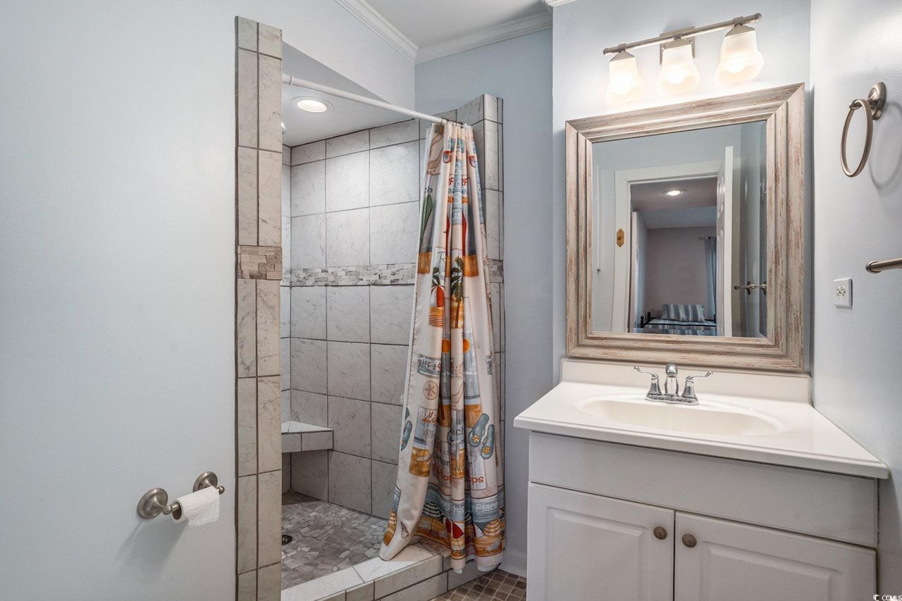 9661 Shore Dr. Photo 12