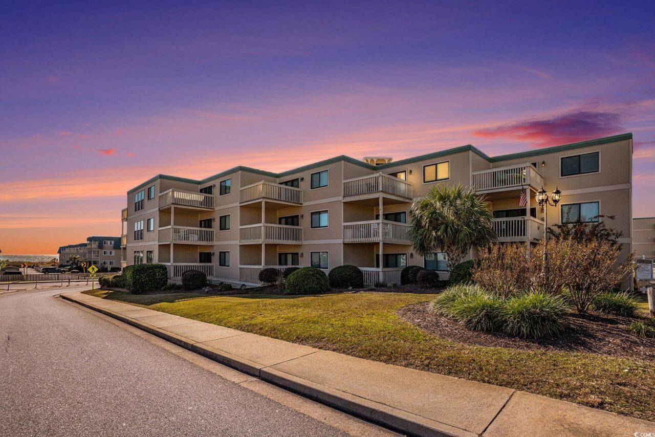 9661 Shore Dr. Photo 4