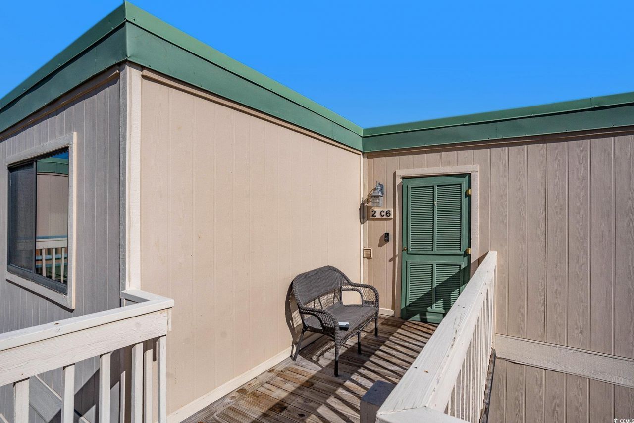 9661 Shore Dr. Photo 5