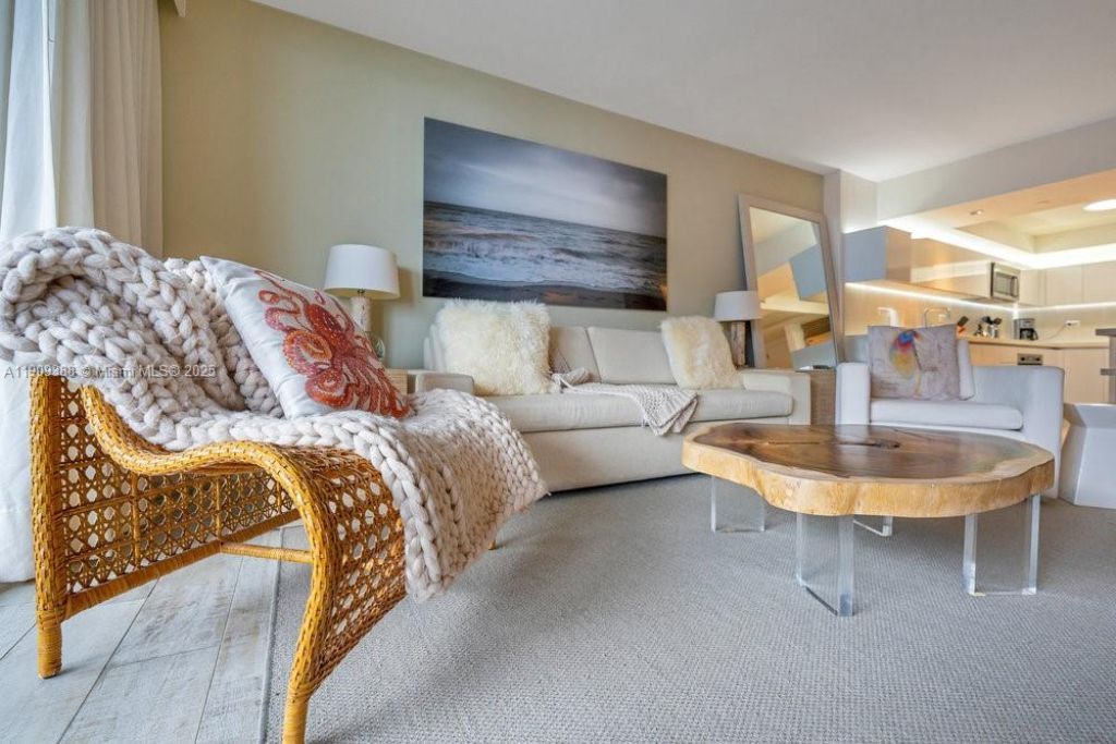 102 24th St, Unit 1204, Miami Beach, FL 33139 Photo