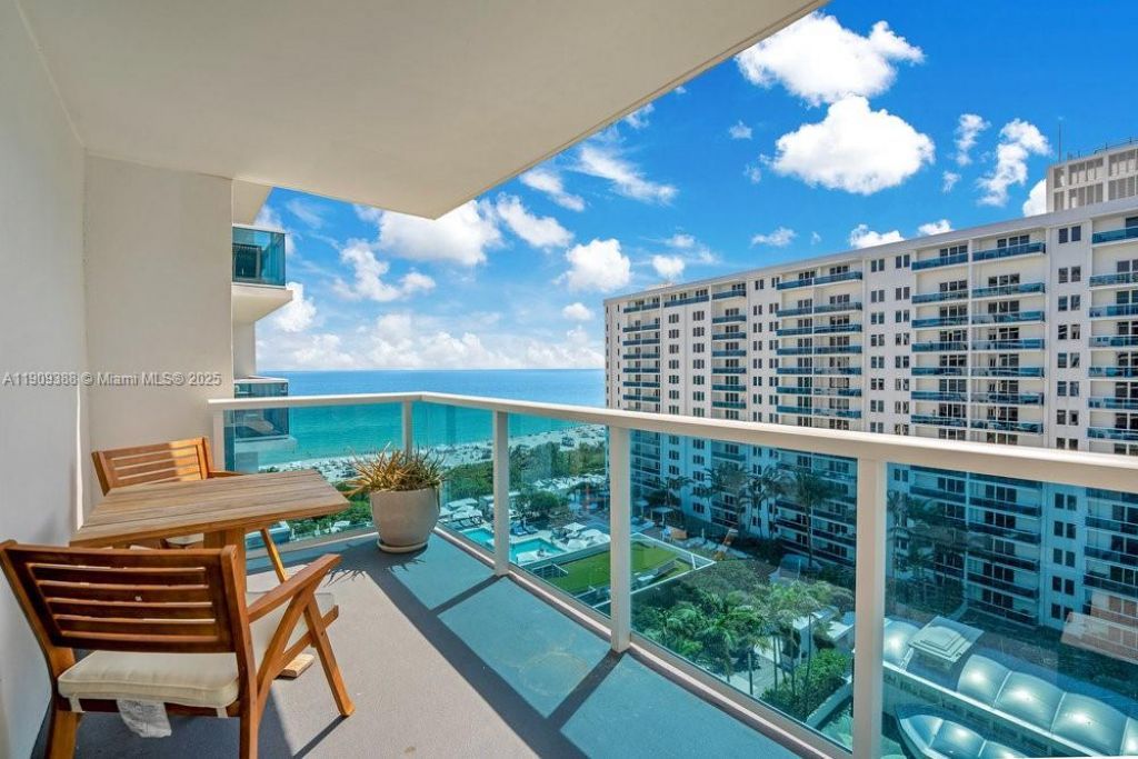 102 24th St, Unit 1204, Miami Beach, FL 33139 Photo