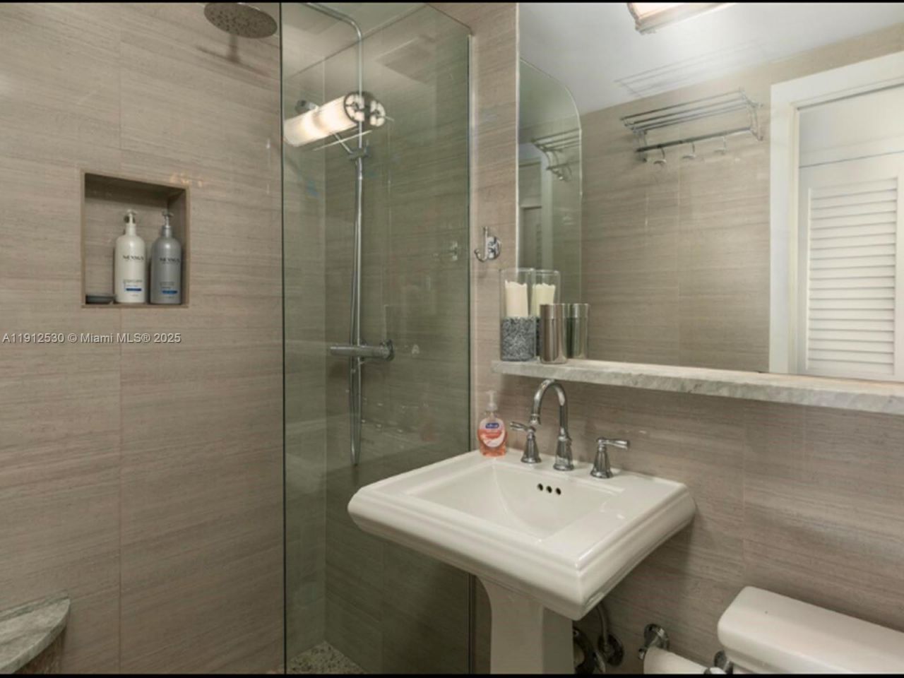 335 Ocean Dr, Unit 239, Miami Beach, FL 33139 Photo