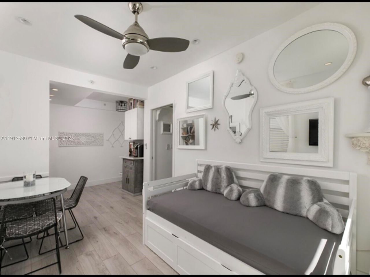 335 Ocean Dr, Unit 239, Miami Beach, FL 33139 Photo