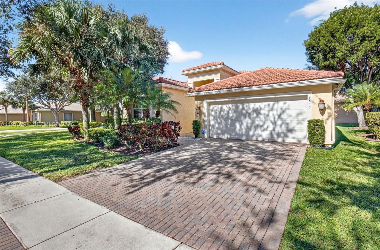 6833 Watertown Dr, Boynton Beach, FL 33437 Photo