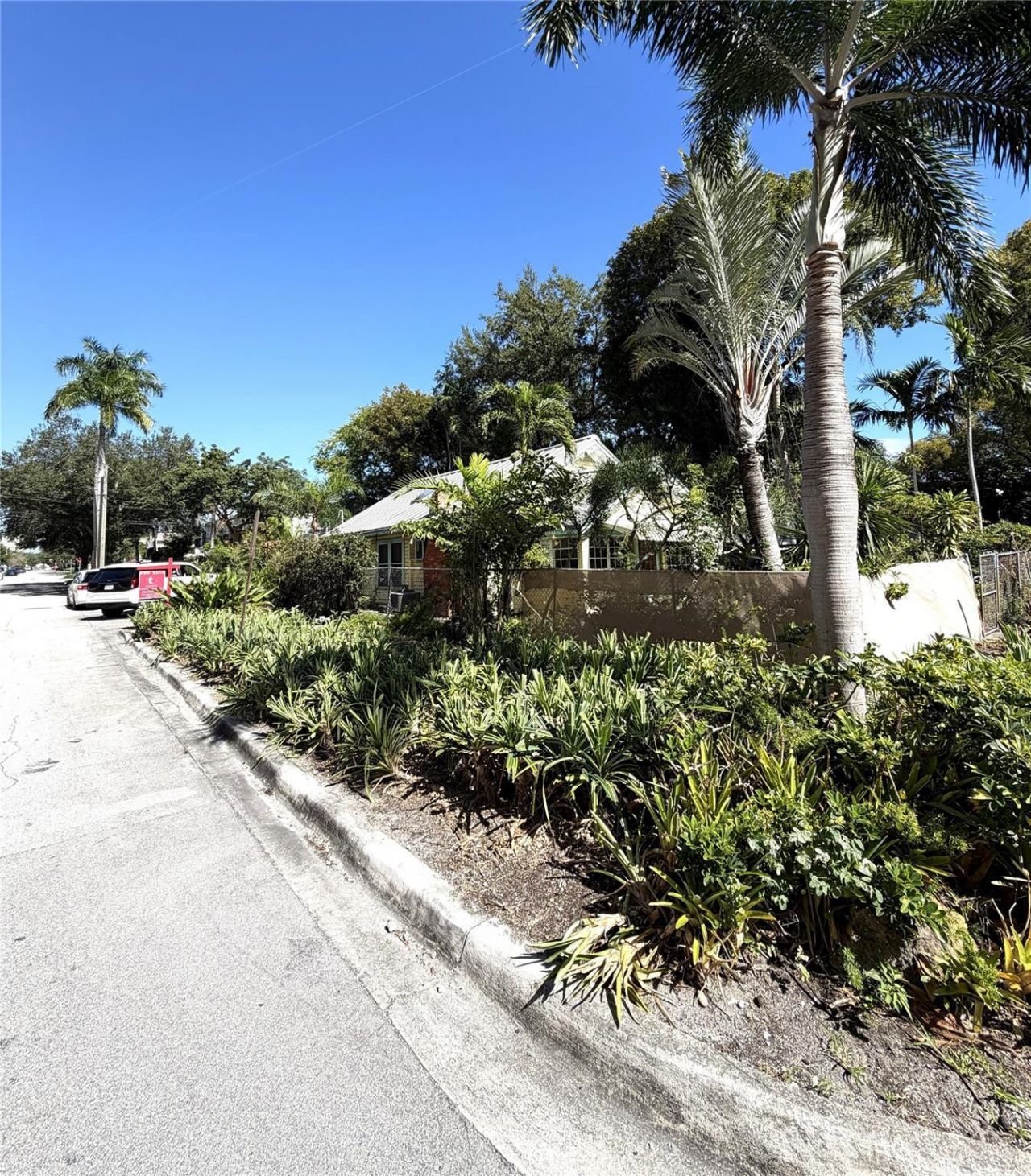 701 NE 1st Street, Fort Lauderdale, FL 33301 Photo