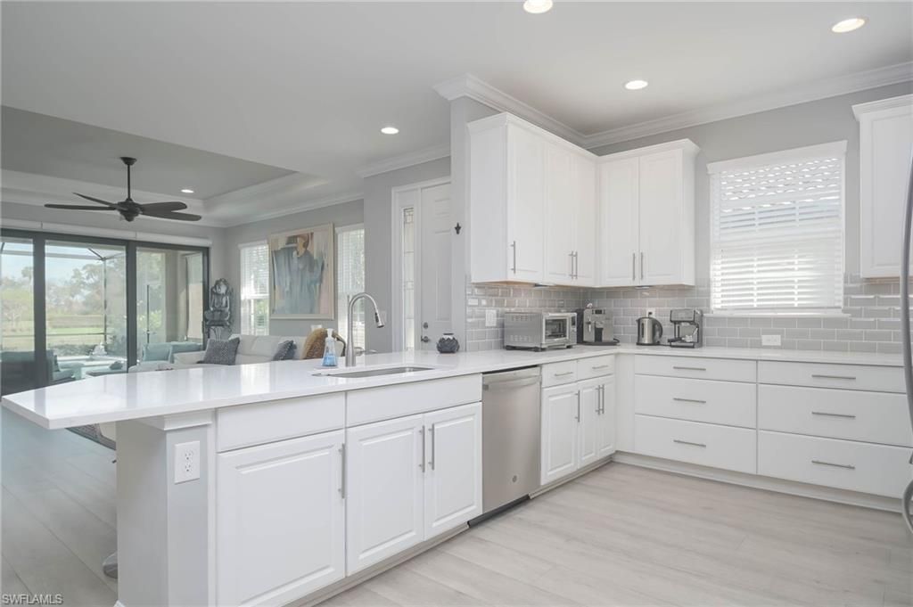 8013 Calle Canovas Ct, Naples, FL 34114 Photo