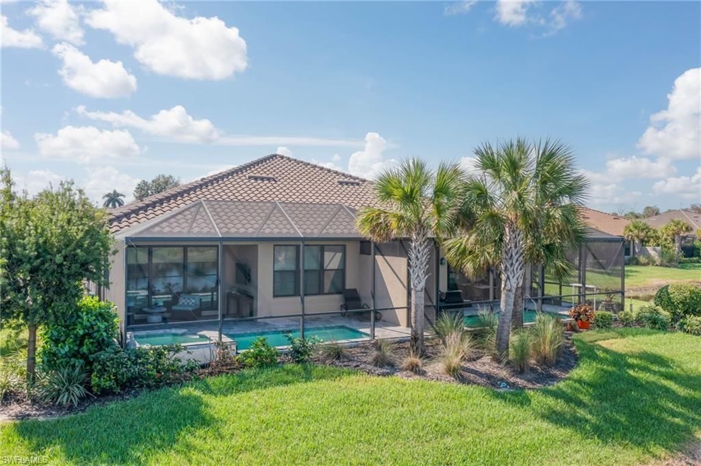 8013 Calle Canovas Ct, Naples, FL 34114 Photo